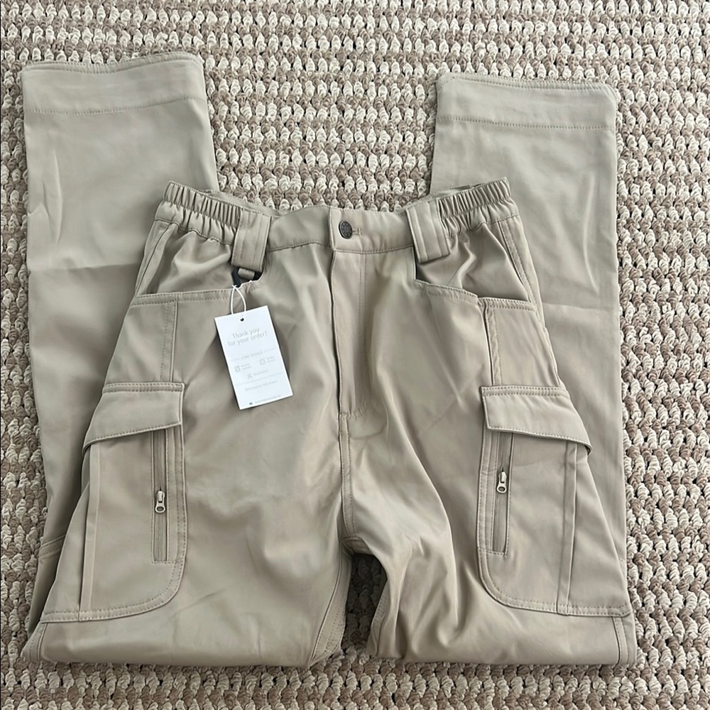 Flex Camo Men's Tan Cargo Pants Size Medium-30 New With Tag
